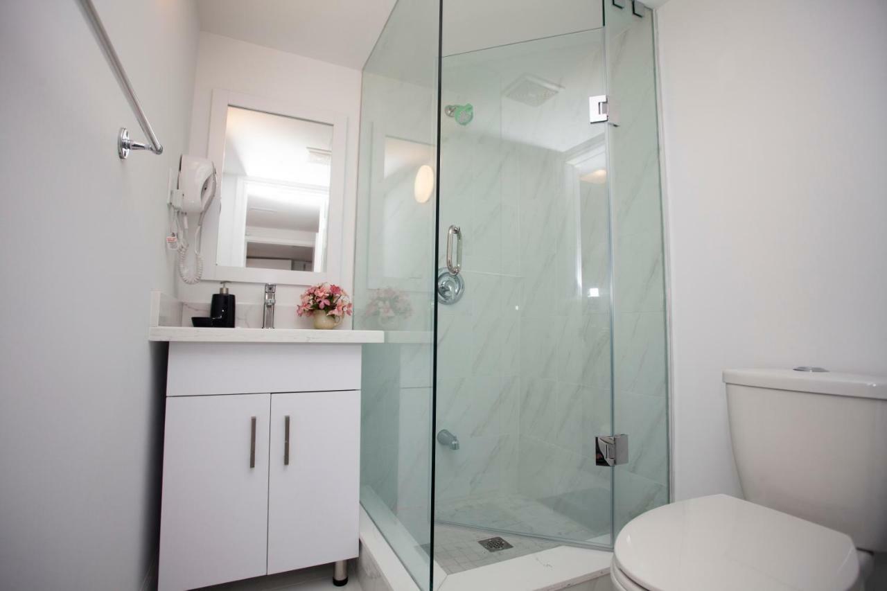 Villa Cozy 3Br 2Bth Lower Unit, A Min To Hwy401, 404 & Dvp à Toronto Extérieur photo