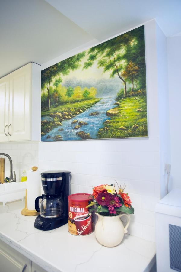 Villa Cozy 3Br 2Bth Lower Unit, A Min To Hwy401, 404 & Dvp à Toronto Extérieur photo