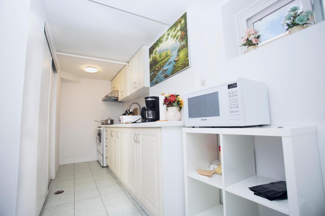 Villa Cozy 3Br 2Bth Lower Unit, A Min To Hwy401, 404 & Dvp à Toronto Extérieur photo